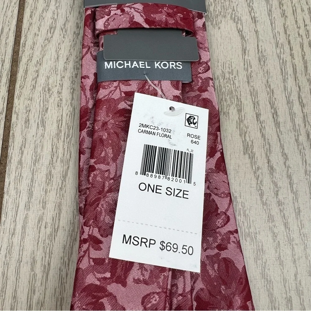 Michael Kors nwt never